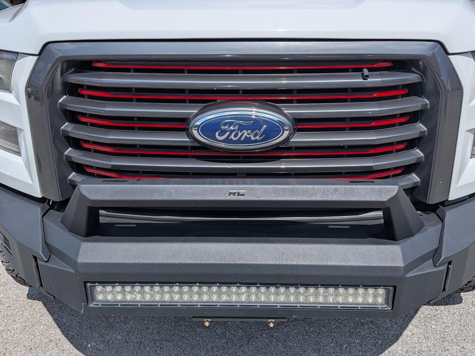 Used 2017 OXFORD WHITE FORD  image 14