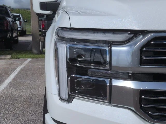 New 2026 White Ford Platinum image 10