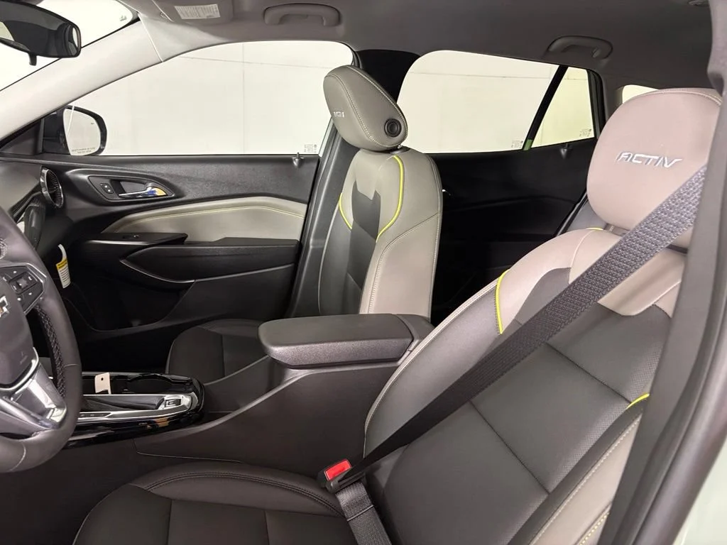 New 2026 Cacti Green Chevrolet ACTIV image 21