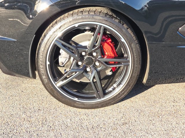 Used 2020 Black Chevrolet Stingray image 9
