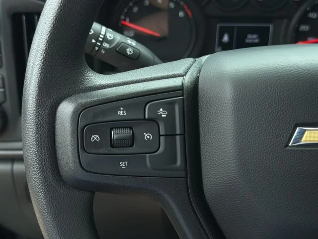 Used 2025 Black Chevrolet Custom image 28