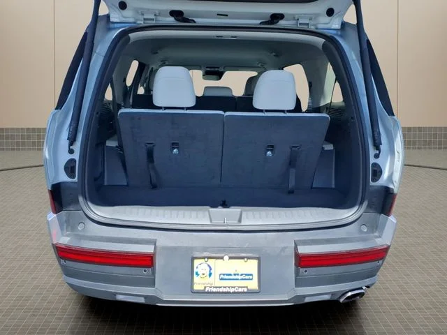 Used 2026 Silver Hyundai SEL image 11