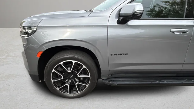 Used 2021 Gray Chevrolet RST image 41