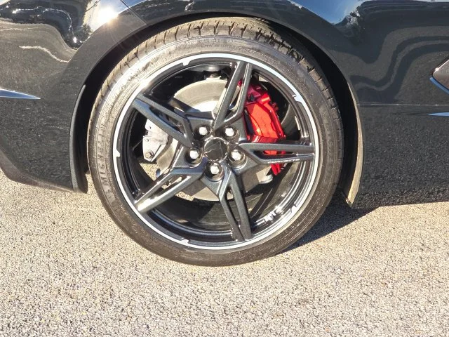 Used 2020 Black Chevrolet Stingray image 9