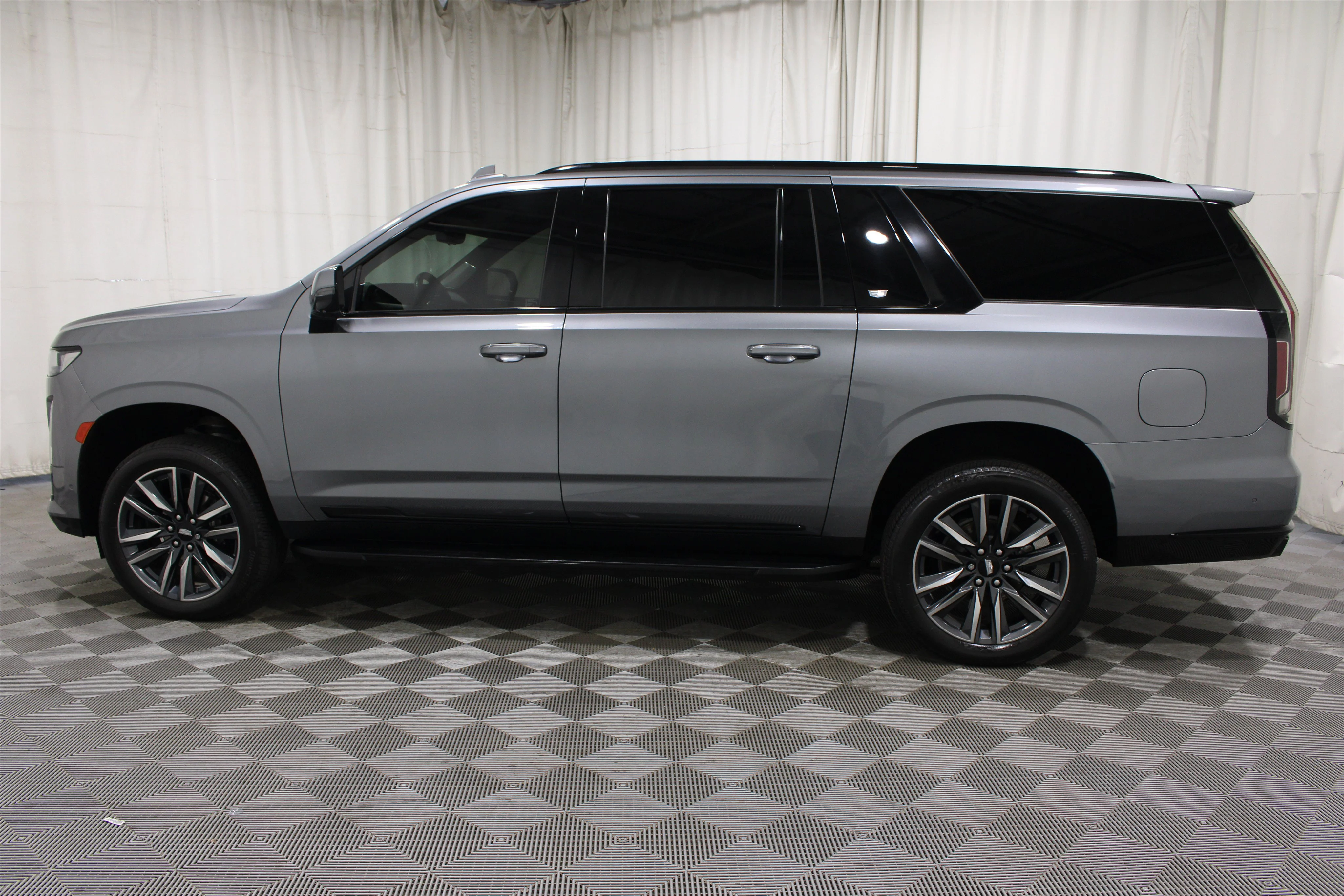 2022 Cadillac Escalade ESV Sport Platinum - Photo 38