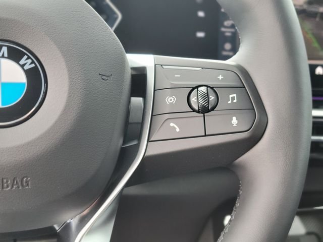 2026 BMW X1 28i - Photo 32