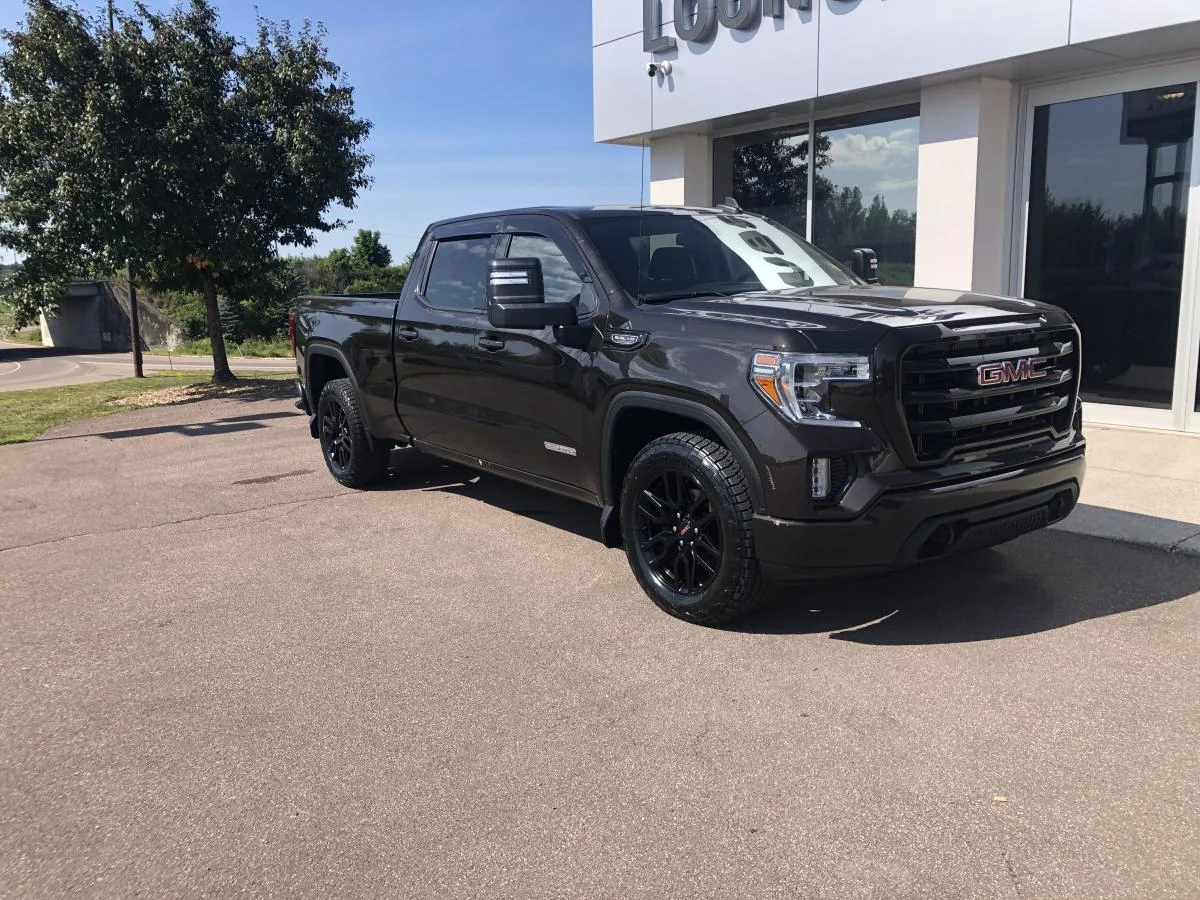 Used 2020 Brown GMC 4WD Crew Cab 147" Elevation image 3