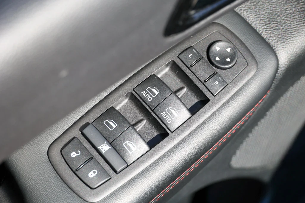 Certified Used 2026 Green Dodge GT HEMI V8 image 5