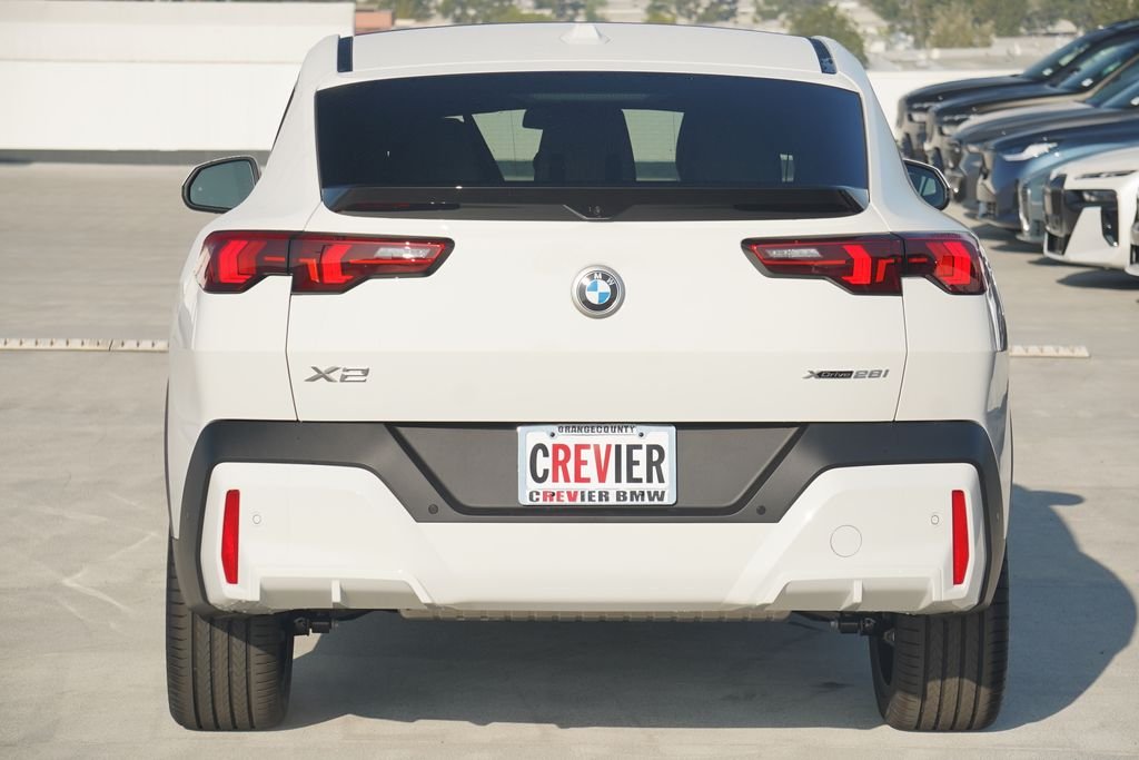 Used 2026 Alpine White BMW xDrive28i image 6