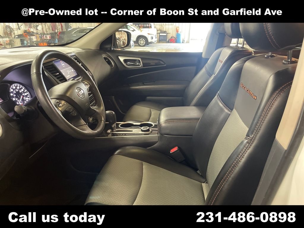 Used 2020 White Nissan SV image 14