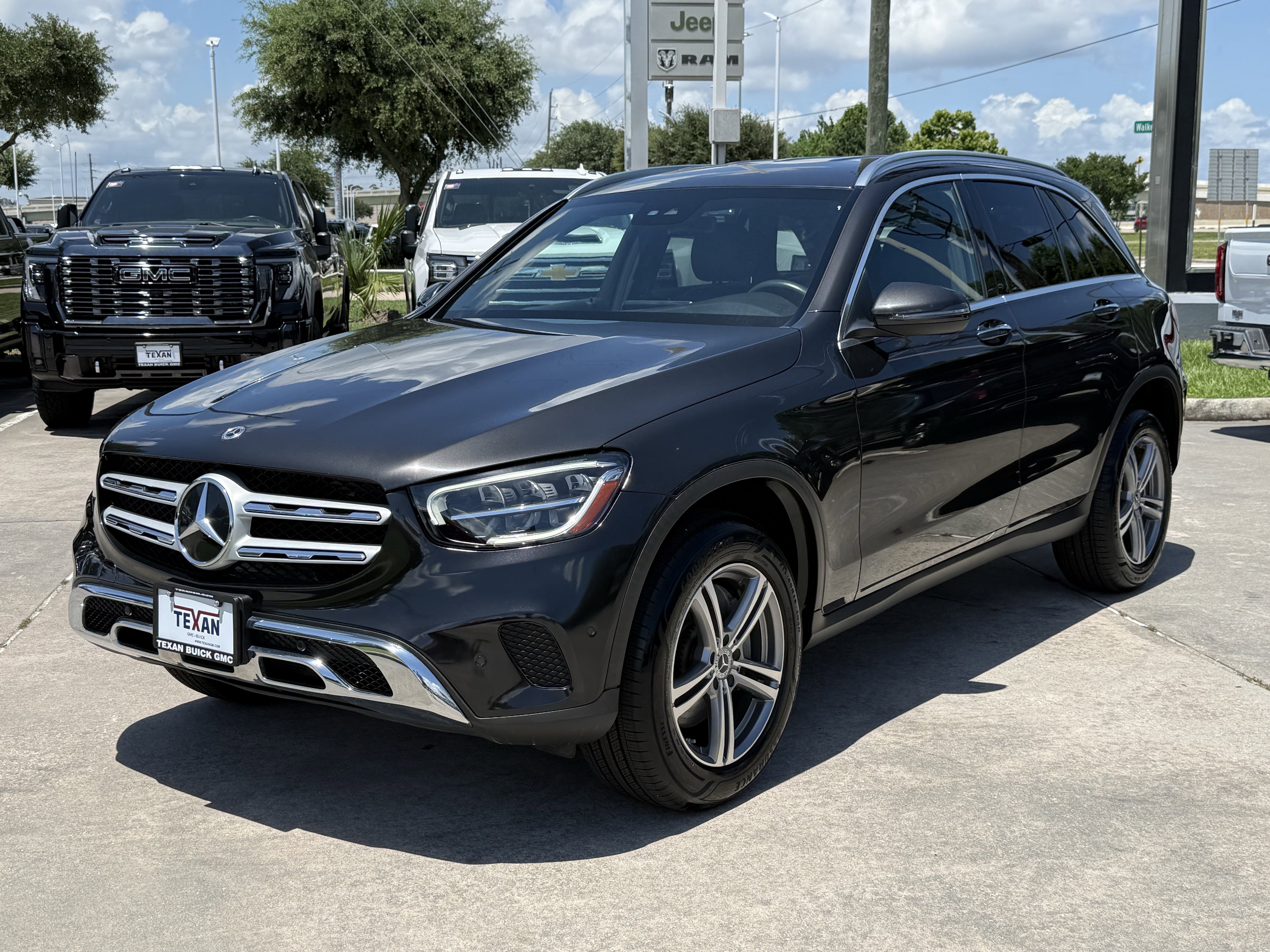 2022 Mercedes-Benz GLC GLC300 - Photo 8
