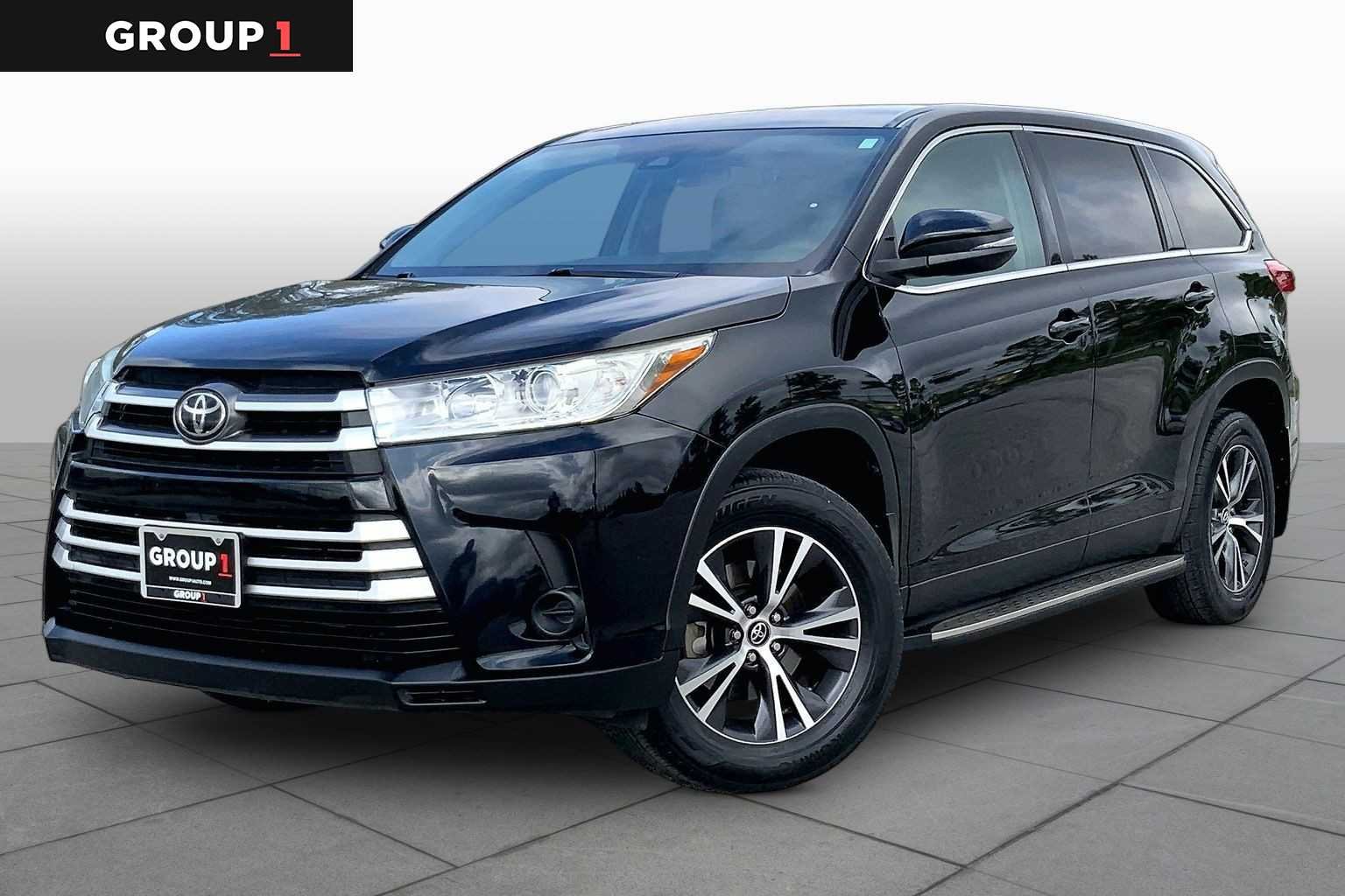 2019 Toyota Highlander LE