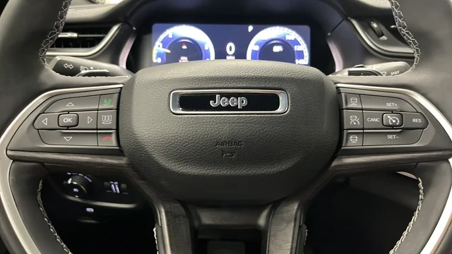 Used 2025 Gray Metallic Jeep Limited image 16