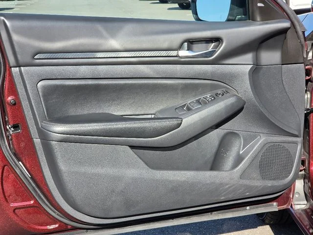 2024 Nissan Altima SV - Photo 19
