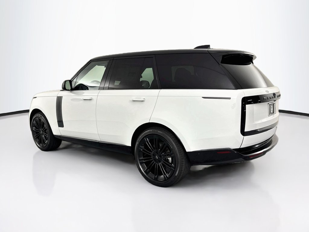 New 2027 Fuji White Land Rover SE image 7