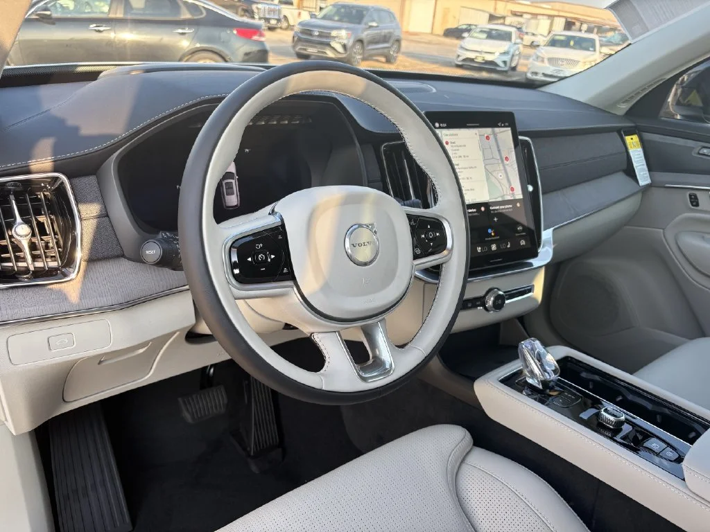 New 2026 Crystal White Volvo Ultra image 12