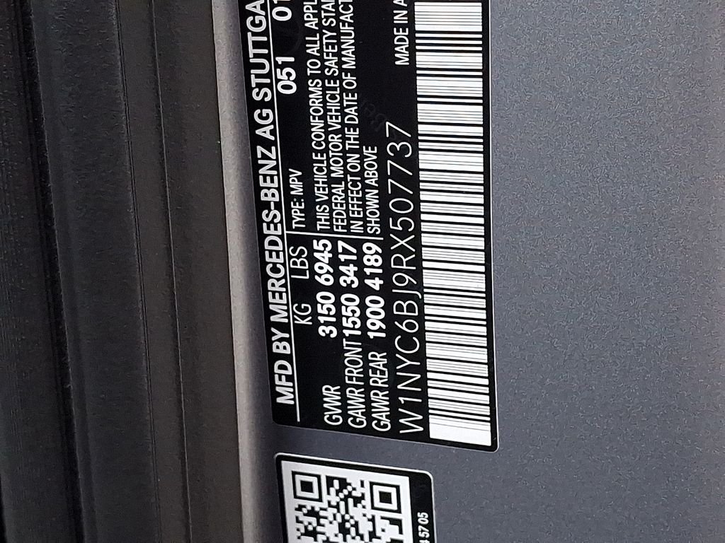 Certified Used 2024 Black Mercedes-Benz G 550 image 27