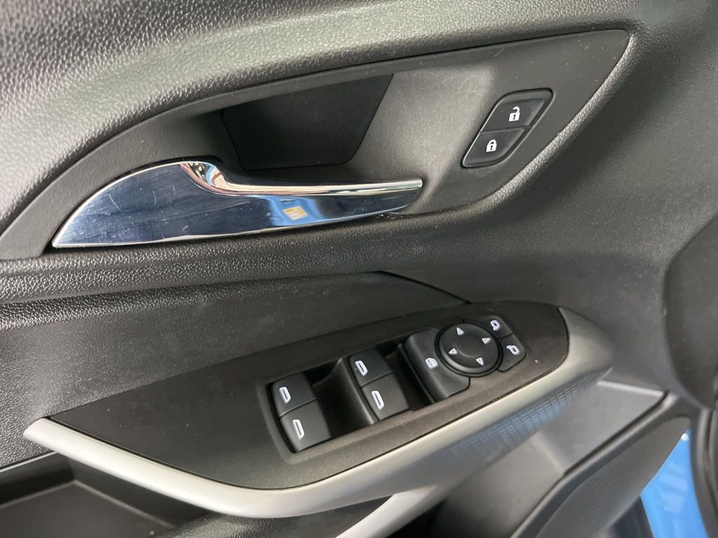 Used 2024 Blue Chevrolet 1RS image 4