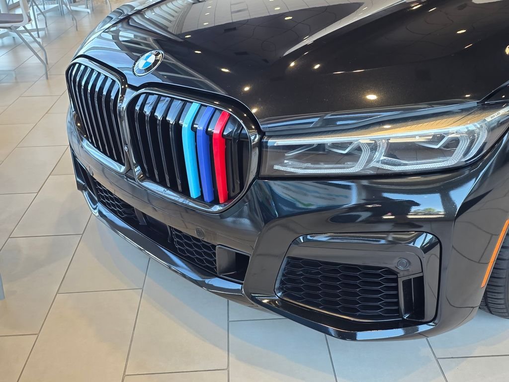 2021 BMW 7 Series M760i - Photo 57