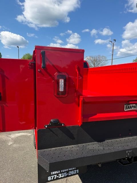 New 2026 Race Red Ford F-450® LARIAT® image 10