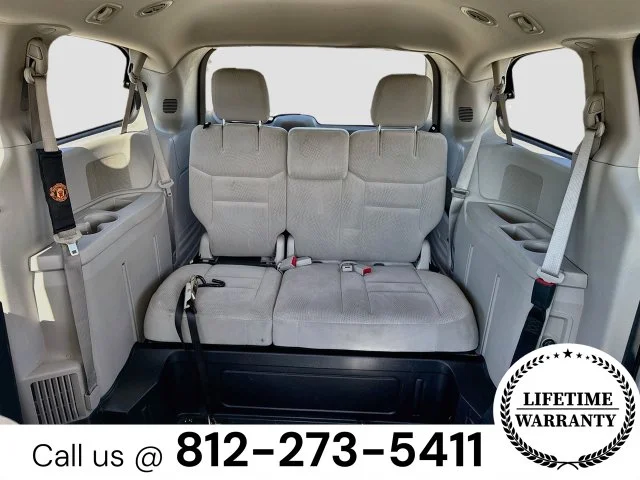 Used 2016 Silver Dodge SE image 20