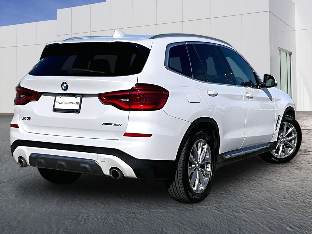 Used 2019 White BMW xDrive30i image 7