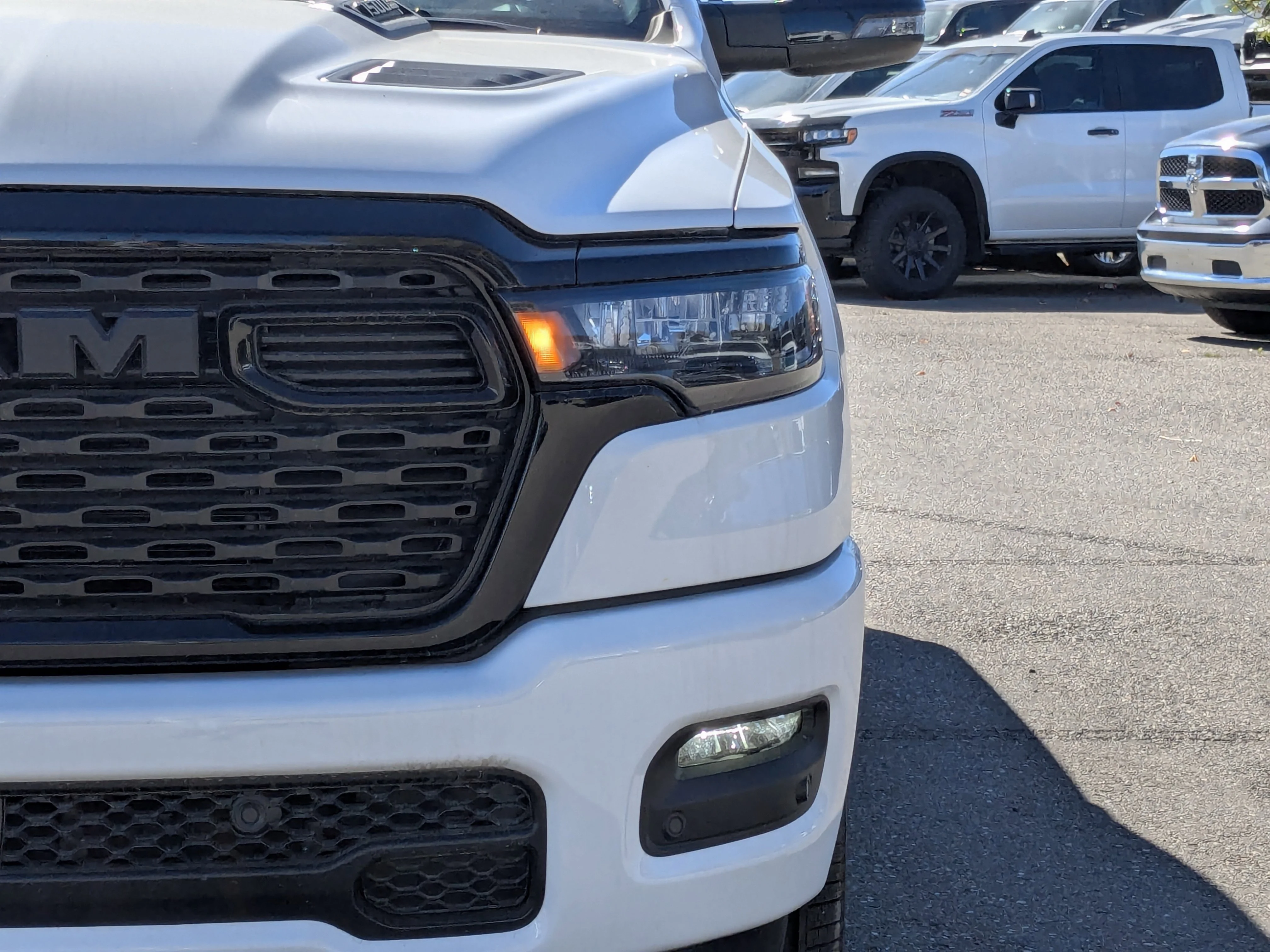 New 2025 White RAM Sport - - Night Edition - Level 1 Equip - Panoramic Sunroof & Tons more! image 10
