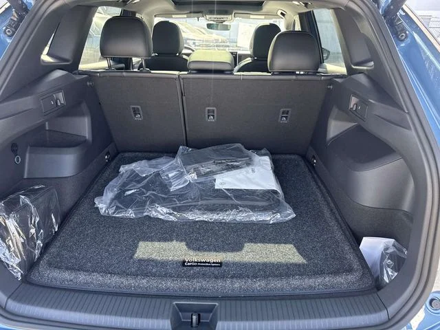 2026 Volkswagen Tiguan photo 5