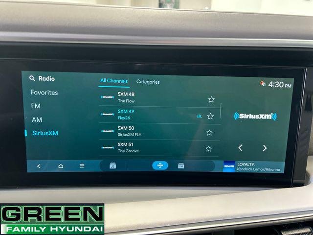 New 2027 White Hyundai SEL AWD image 16