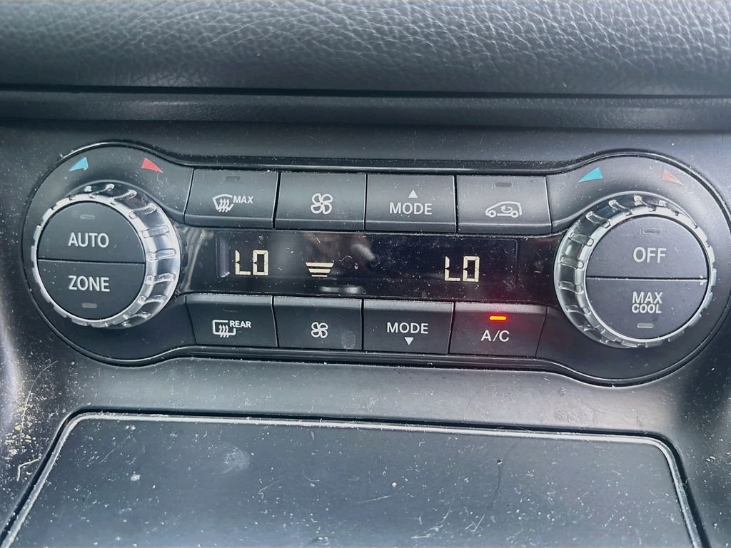 Used 2018  Mercedes-Benz GLA 250 image 26