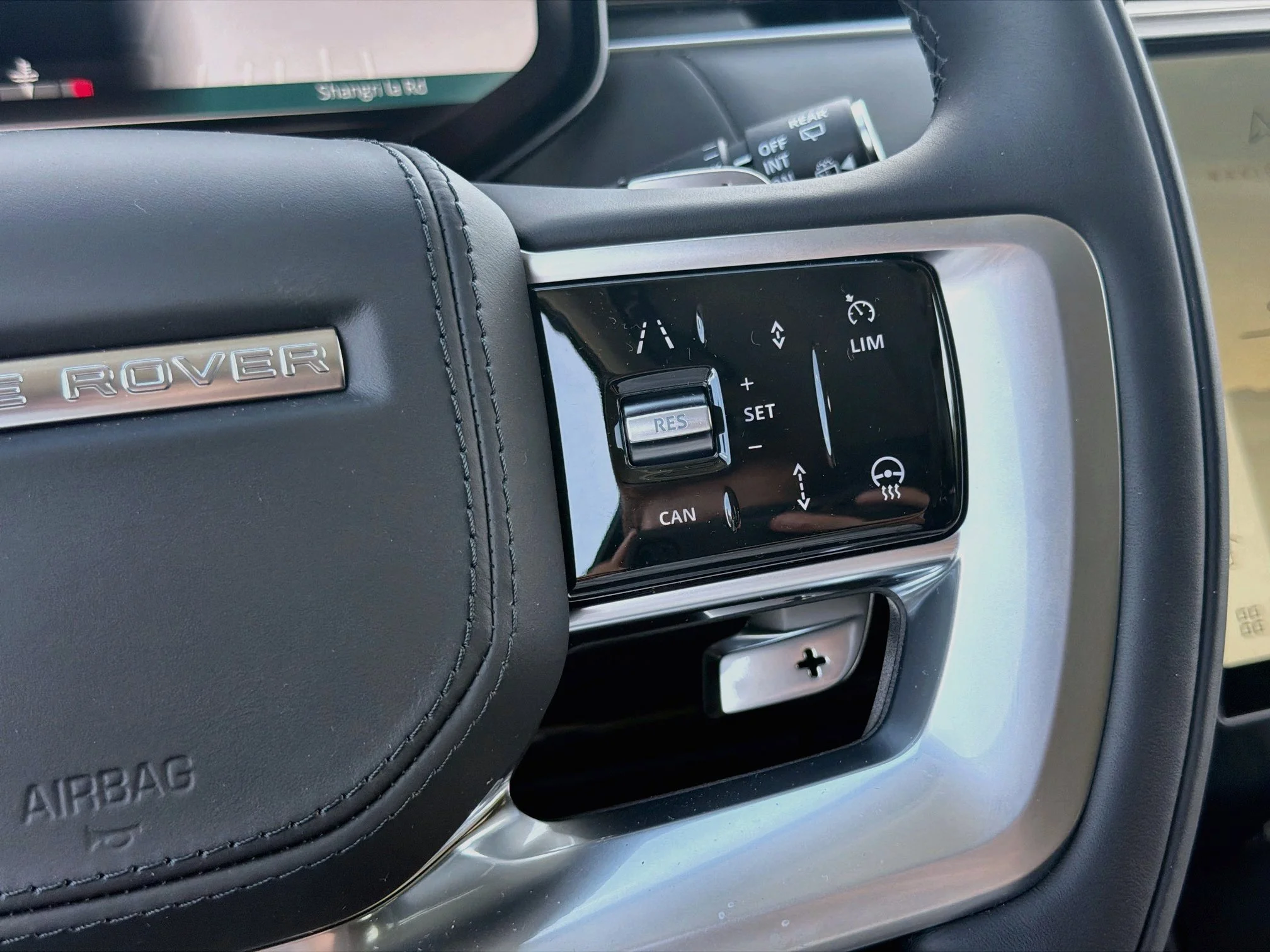 New 2026 Santorini Black Land Rover SE image 40