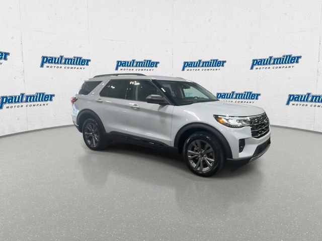New 2026 Space White Metallic Ford Active image 13