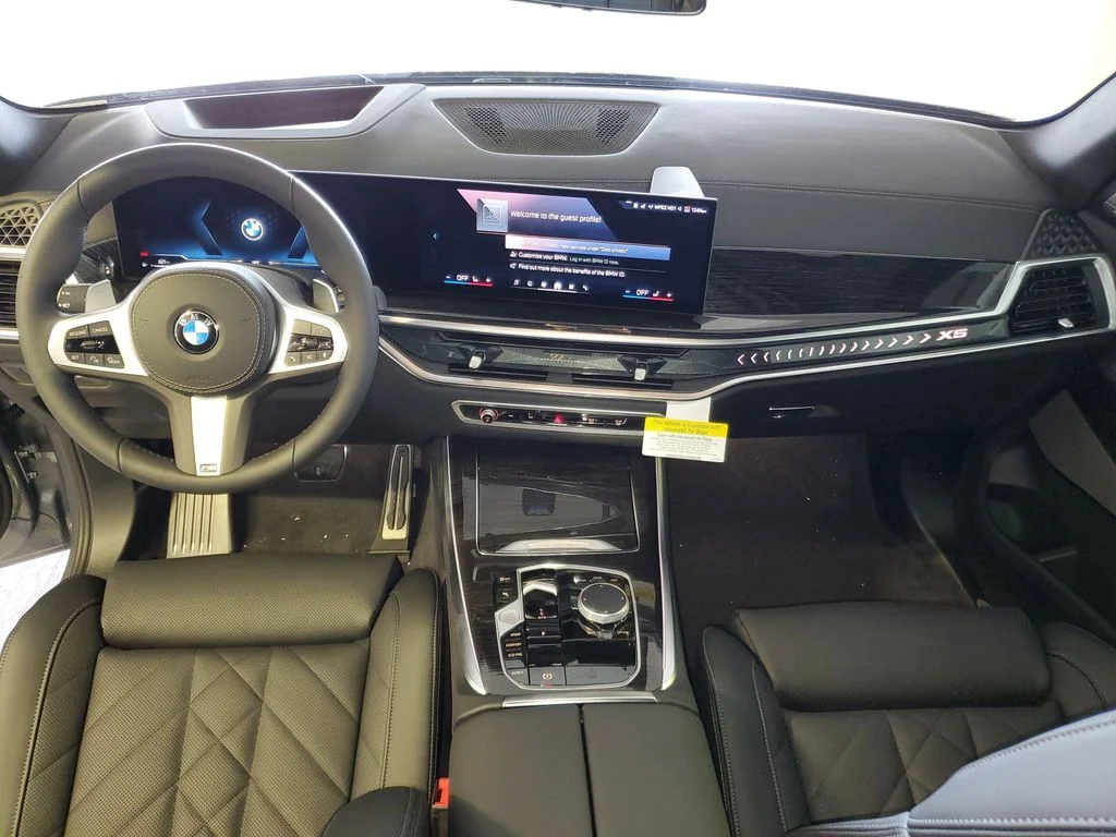 Used 2026 Gray BMW sDrive40i image 13