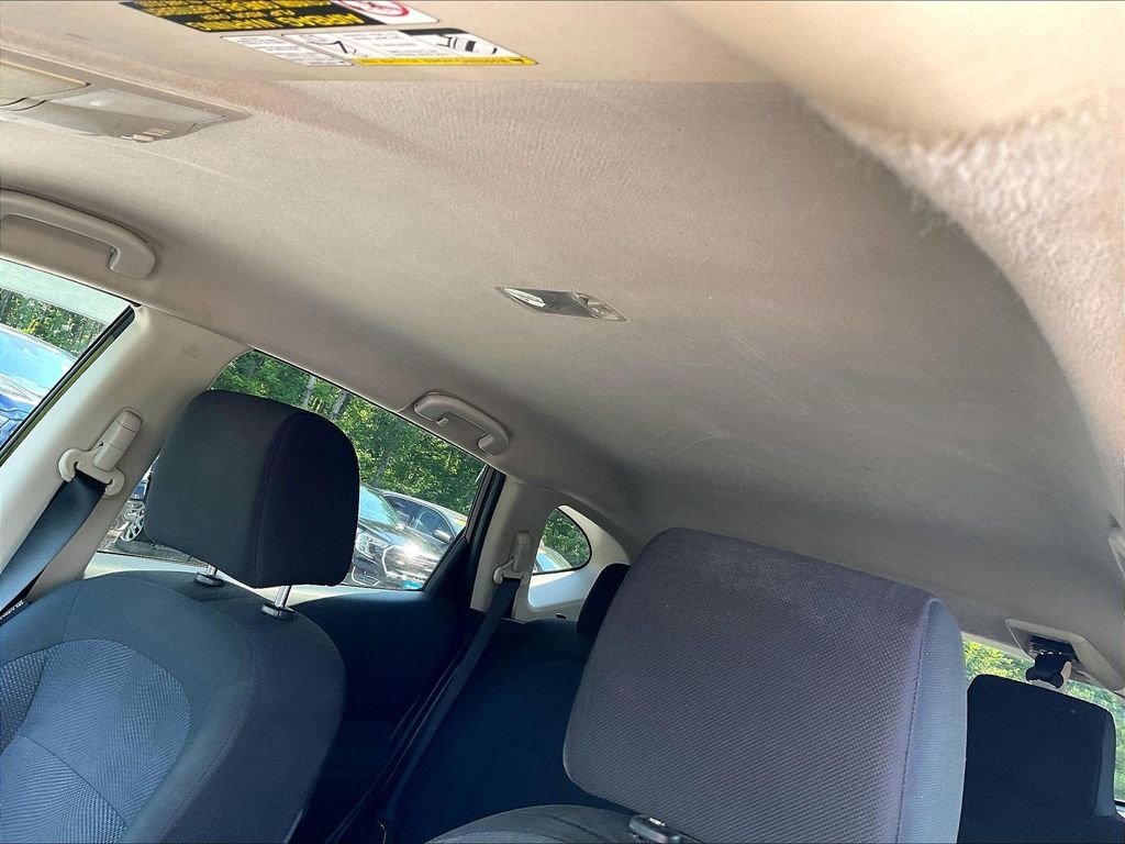 Used 2015 Black Nissan S image 7