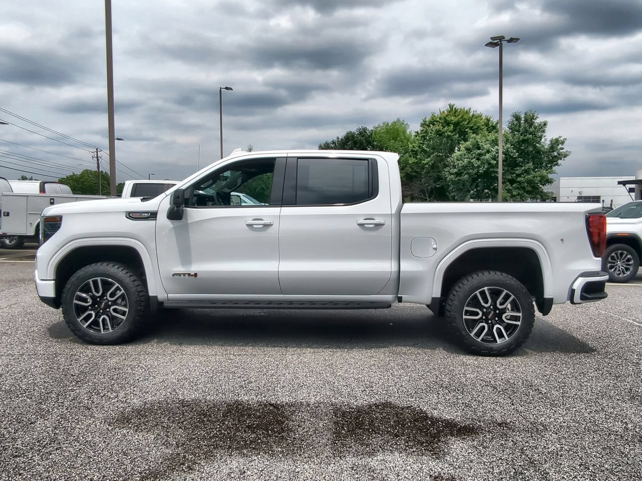 New 2026 Summit White GMC AT4 image 5