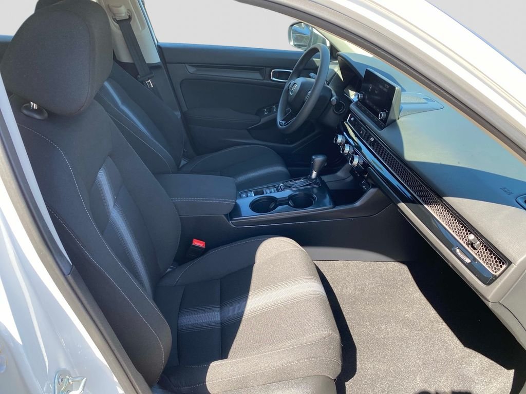 Used 2024 White Honda LX image 19