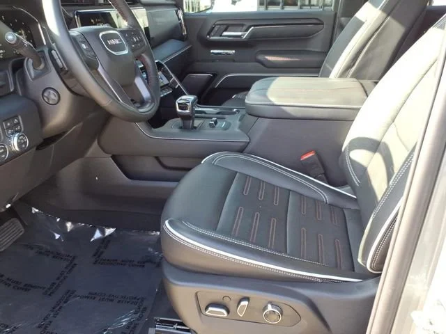 Used 2026 Sterling Metallic GMC AT4X image 13