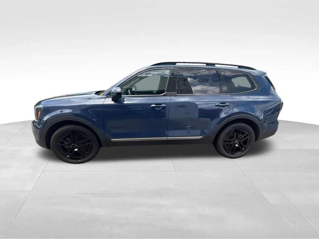 Used 2023 Black Kia SX-Prestige X-Line image 3