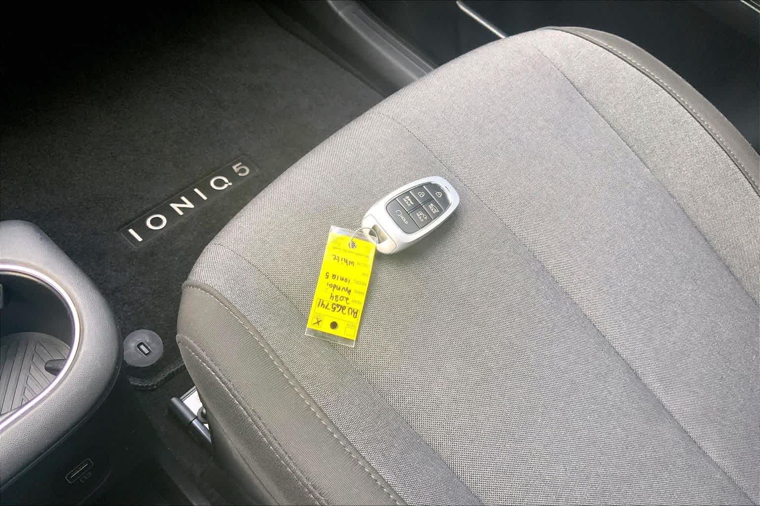 Used 2024 Atlas White Hyundai SEL image 14