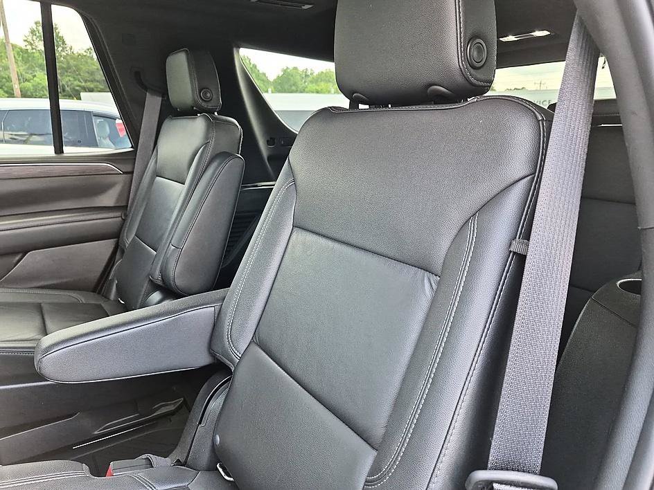 Used 2021 Summit White Chevrolet LT image 29