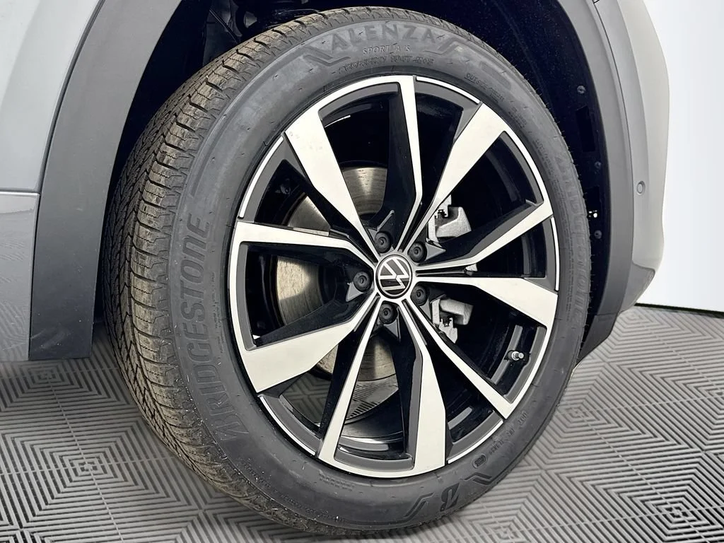 2026 Volkswagen Atlas SEL Premium R-Line - Photo 26