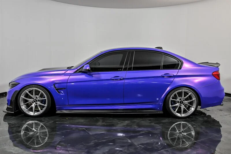 Used 2018  BMW  image 8