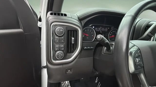 Used 2020 SUMMIT WHITE Chevrolet LTZ image 22