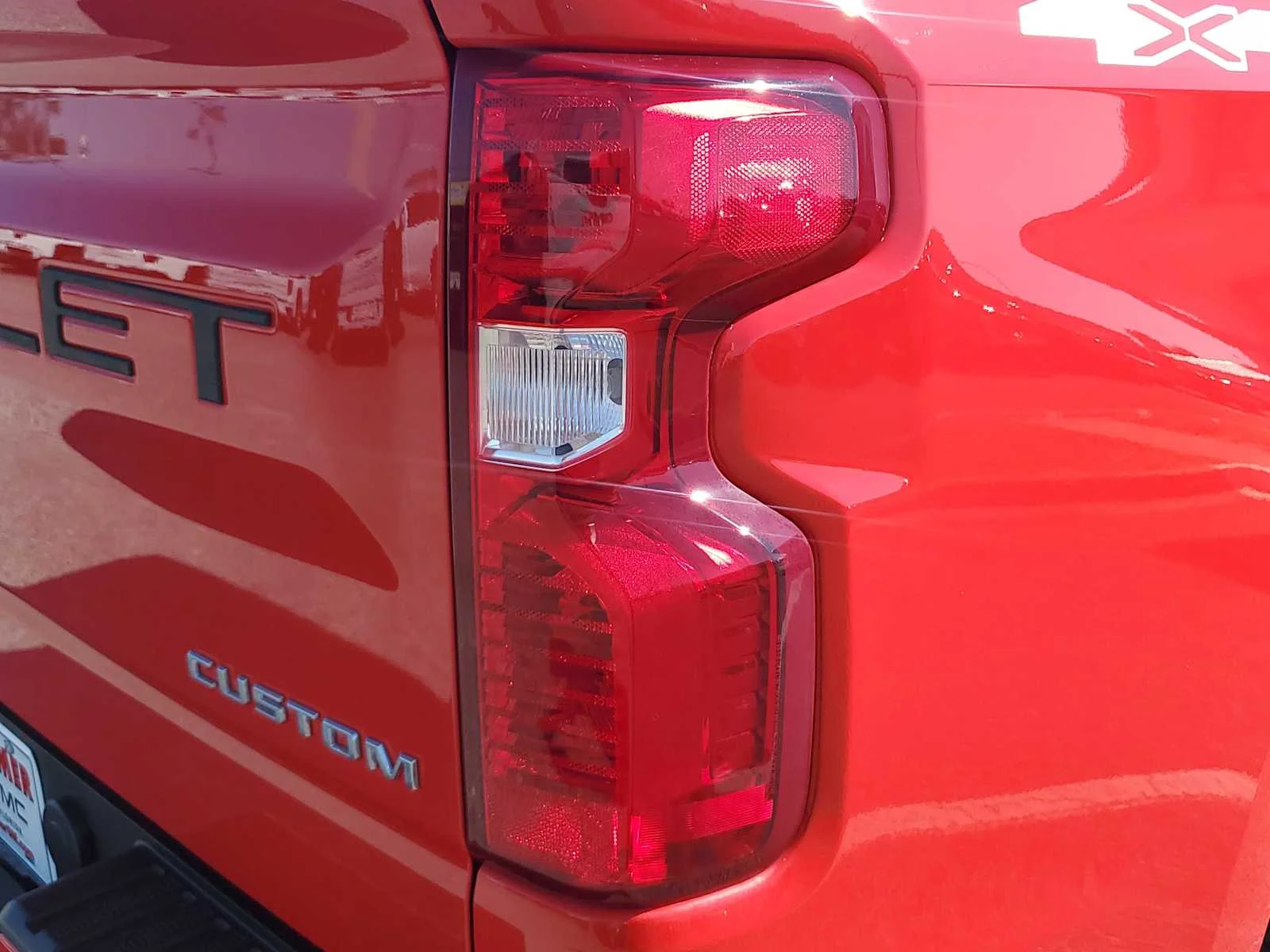 Used 2022 RED HOT Chevrolet Custom image 7