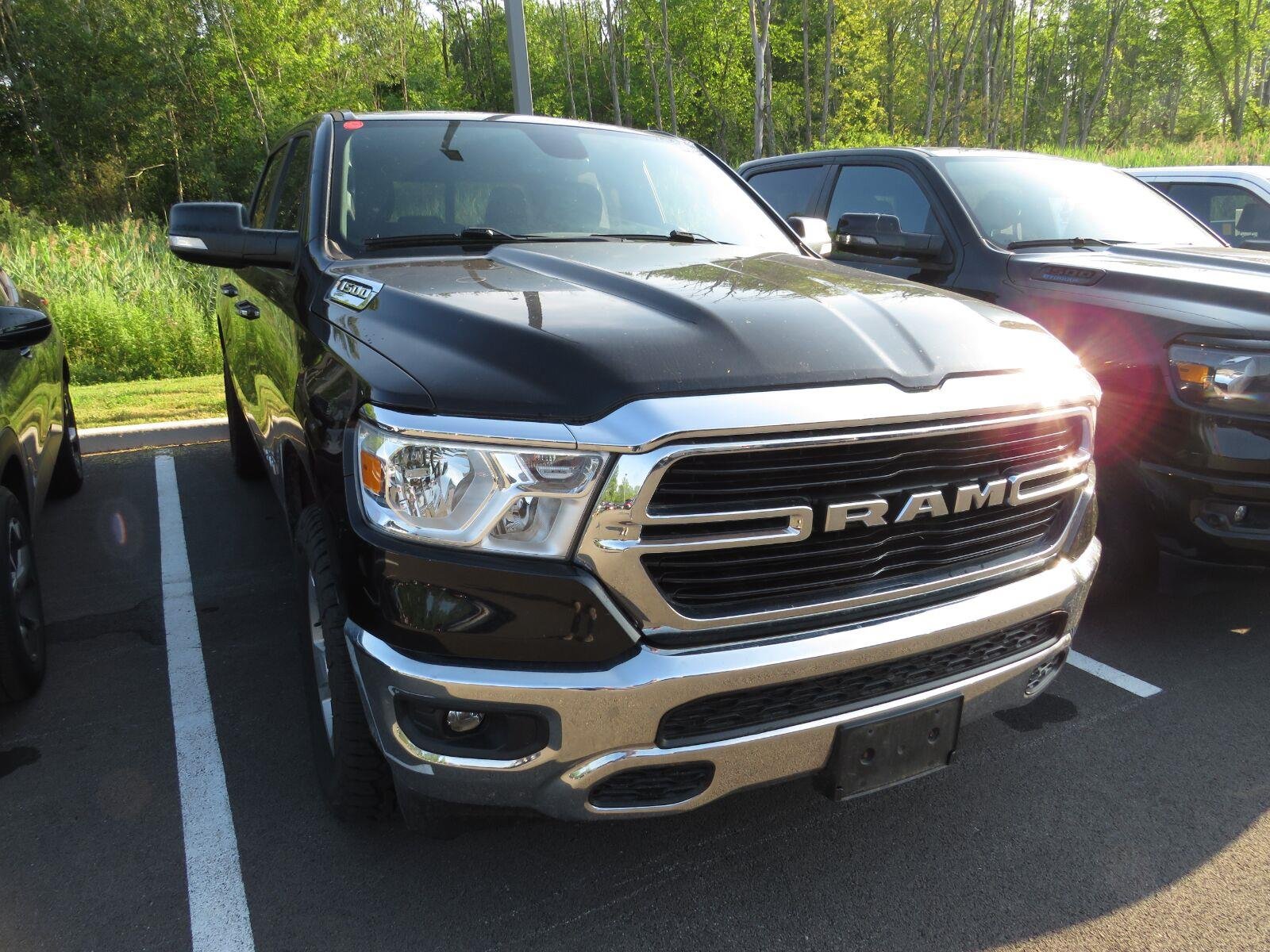 Used 2019 Diamond Black Crystal Pearlcoat Ram Big Horn/Lone Star image 3