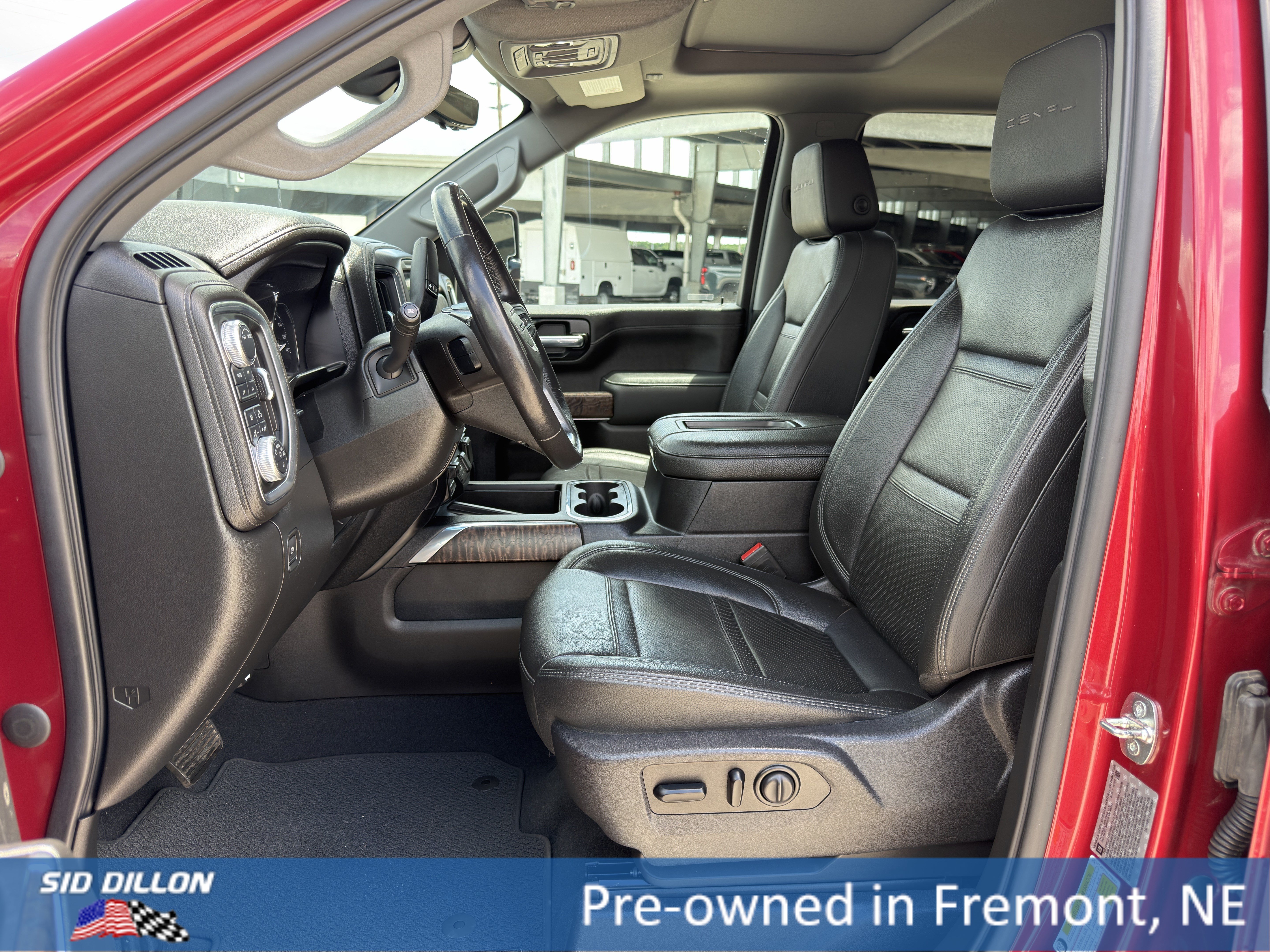 Used 2020 Red Quartz Tintcoat GMC Denali image 17