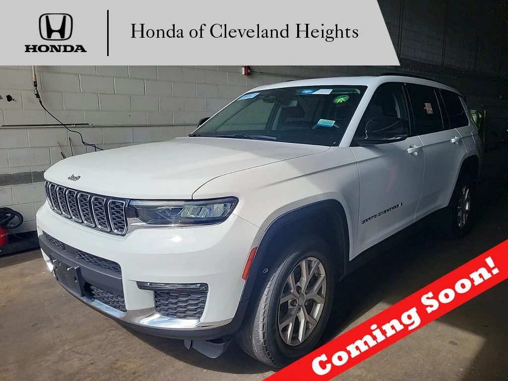 Used 2023 Bright White Clearcoat Jeep Limited image 1