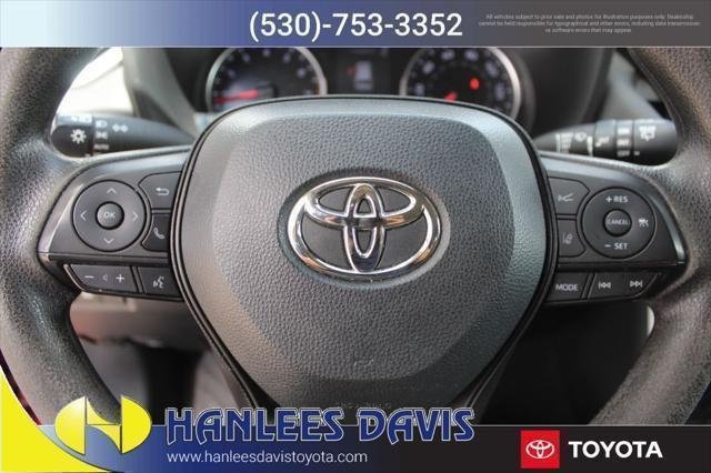 2022 Toyota RAV4 XLE - Photo 25