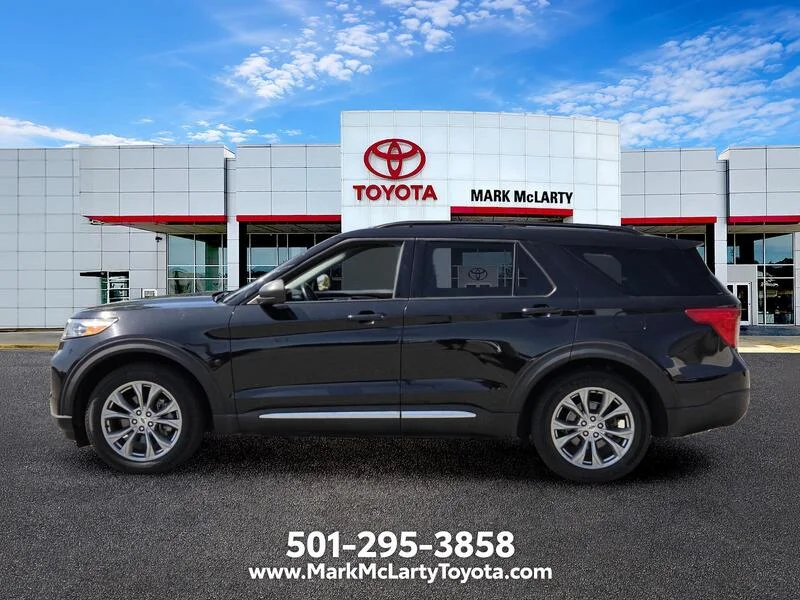 Used 2022 Black Metallic FORD XLT RWD image 2