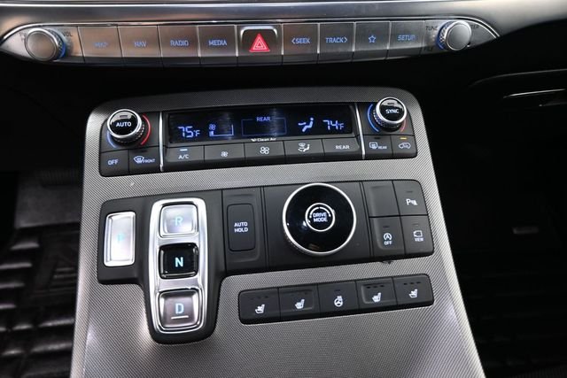 Used 2020 White Hyundai Limited image 4